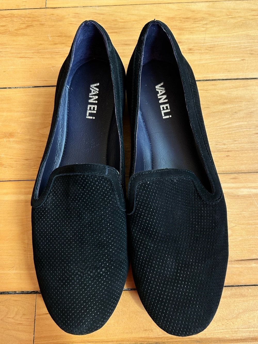 Women’s Vaneli Black Perforated Suede Slip-On Loafers size 7.5M